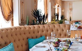 Moevenpick City Star 5*
