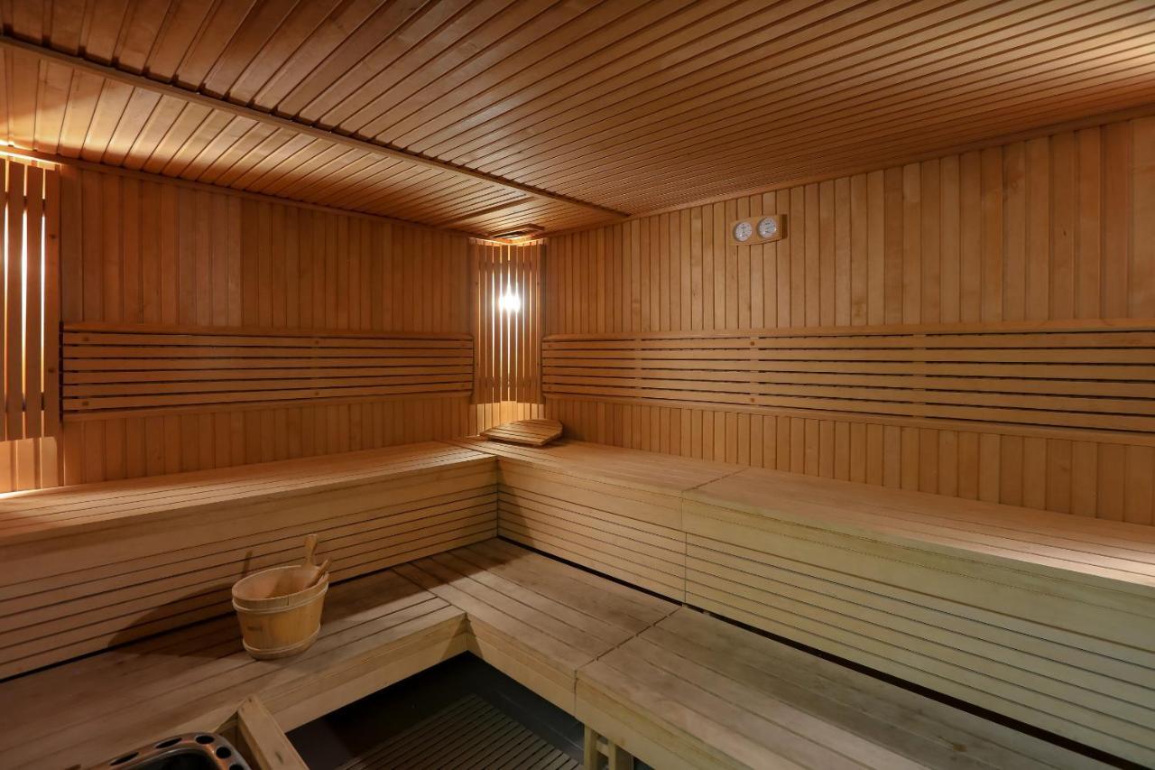 Moevenpick Hotel City Star Djeddah Extérieur photo A Finnish sauna