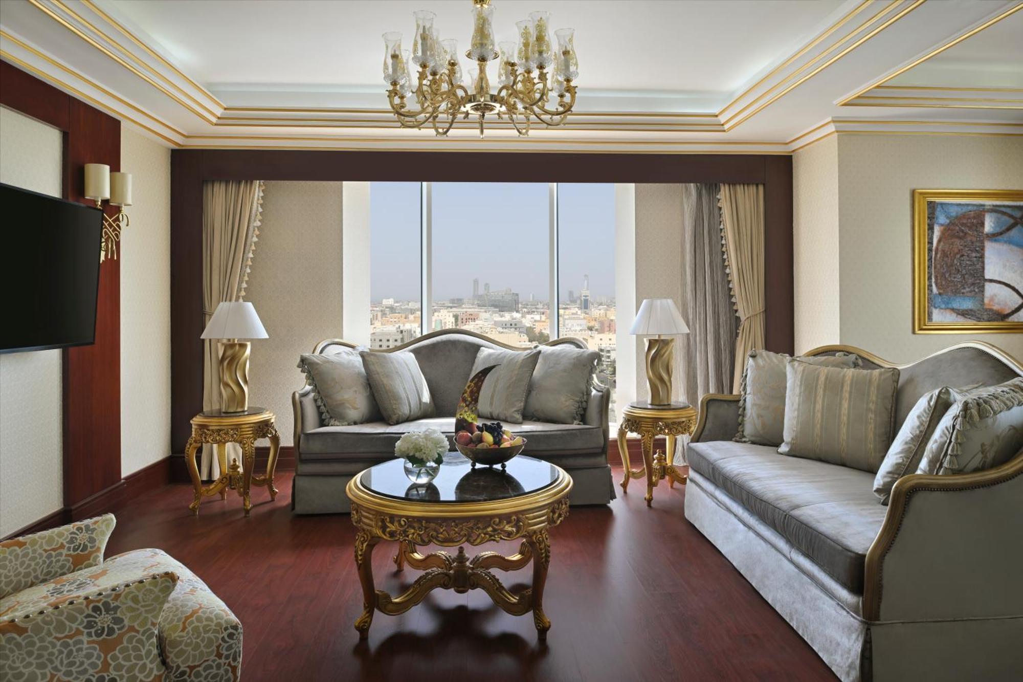 Moevenpick Hotel City Star Djeddah Extérieur photo A suite at the Ritz-Carlton, Riyadh