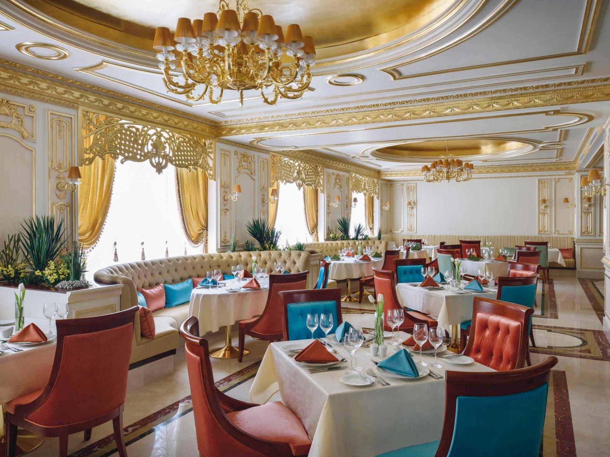 Moevenpick Hotel City Star Djeddah Extérieur photo Restaurant